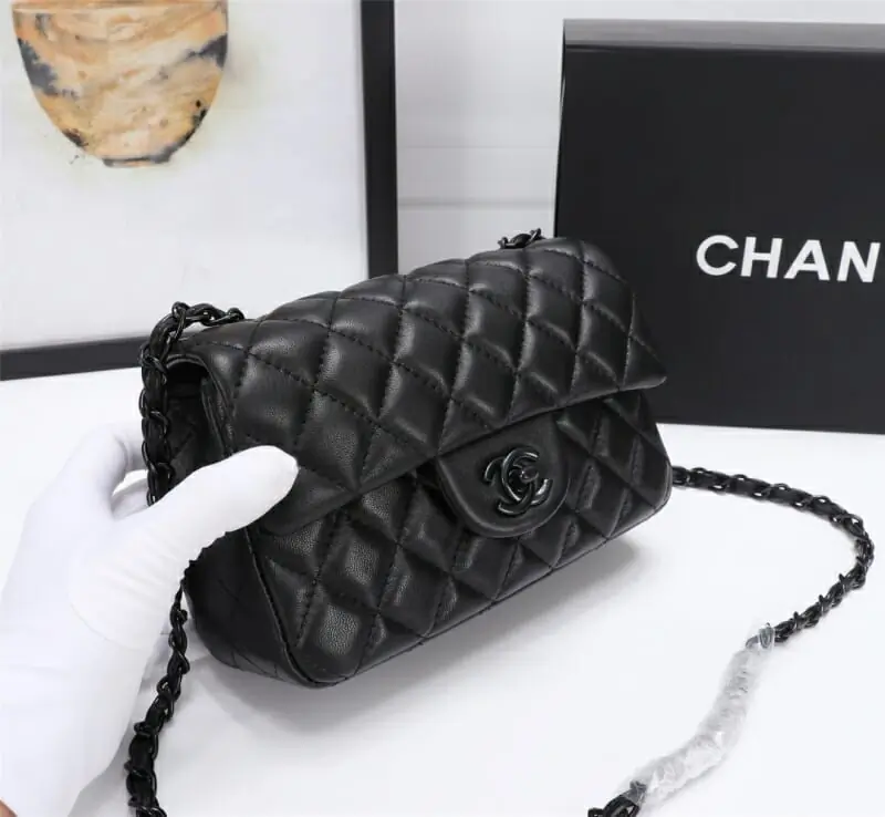 chanel aaa qualite mini sac a main pour femme s_123322b1